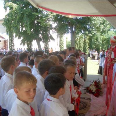 20 iulie 2008: Administrarea Mirului în Parohia Gheraesti