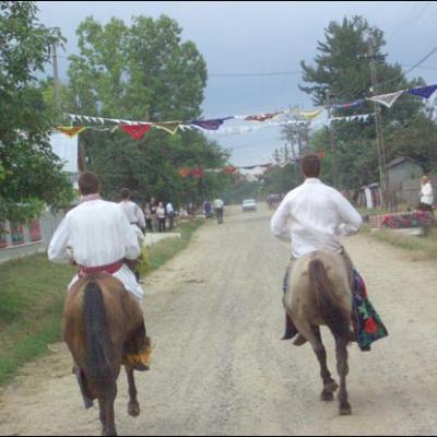 27 iulie 2008: Administrarea Mirului în Parohia Poiana (BC)