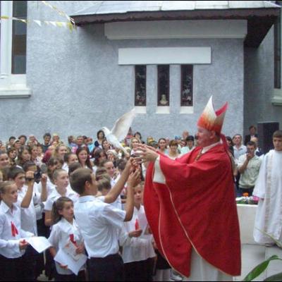 27 iulie 2008: Administrarea Mirului în Parohia Poiana (BC)