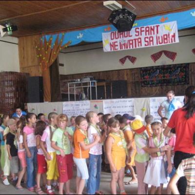 29 iulie - 2 august 2008: Satu Nou: Campus pentru copii