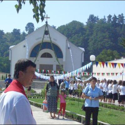 2 august 2008: Administrarea Mirului în Parohia Dărmăneşti
