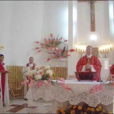 3 august 2008: Administrarea Mirului în Parohia Comăneşti