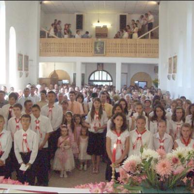 3 august 2008: Administrarea Mirului în Parohia Comăneşti