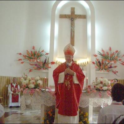 3 august 2008: Administrarea Mirului în Parohia Comăneşti