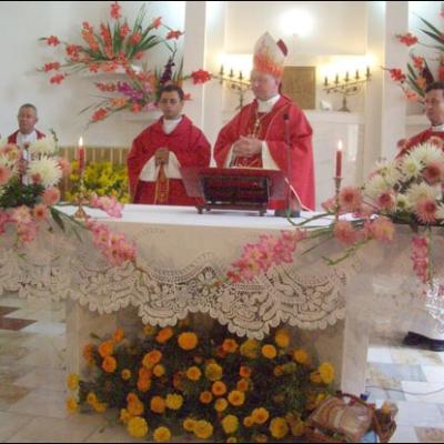 3 august 2008: Administrarea Mirului în Parohia Comăneşti