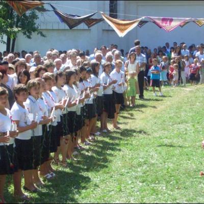6 august 2008: Administrarea Mirului în Parohia Văleni