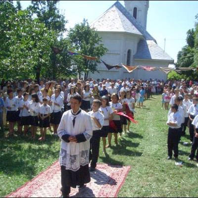 6 august 2008: Administrarea Mirului în Parohia Văleni