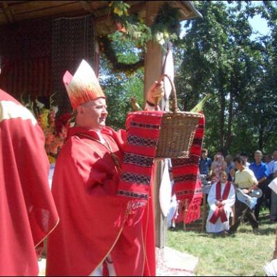 6 august 2008: Administrarea Mirului în Parohia Văleni