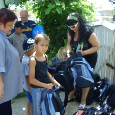 8 august 2008: Răchiteni: Ajutoare oferite de reprezentanţi ai Baroului de Avocaţi Iaşi