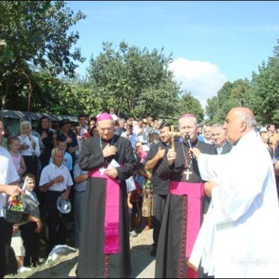 10 august 2008: Bijghir: Consacrarea altarului şi sfinţirea bisericii