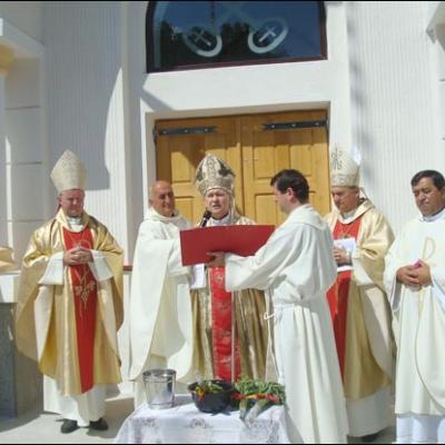 10 august 2008: Bijghir: Consacrarea altarului şi sfinţirea bisericii
