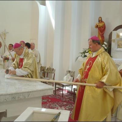 10 august 2008: Bijghir: Consacrarea altarului şi sfinţirea bisericii