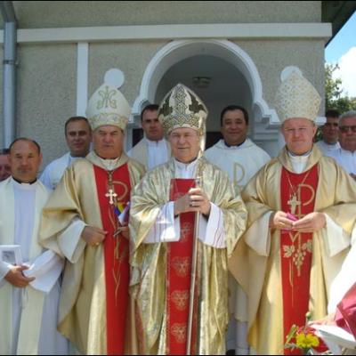 10 august 2008: Bijghir: Consacrarea altarului şi sfinţirea bisericii