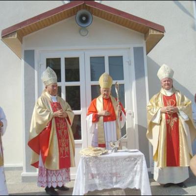 17 august 2008: Bogdăneşti (Râpa Iepei): Sfinţirea bisericii şi a grotei