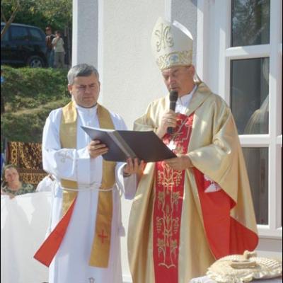 17 august 2008: Bogdăneşti (Râpa Iepei): Sfinţirea bisericii şi a grotei
