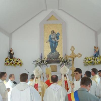 17 august 2008: Bogdăneşti (Râpa Iepei): Sfinţirea bisericii şi a grotei