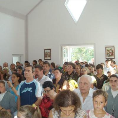 17 august 2008: Bogdăneşti (Râpa Iepei): Sfinţirea bisericii şi a grotei