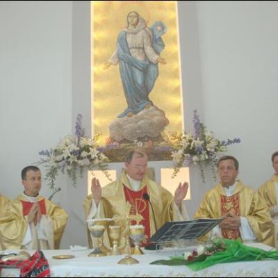 17 august 2008: Bogdăneşti (Râpa Iepei): Sfinţirea bisericii şi a grotei