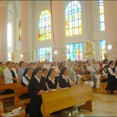 24 august 2008: Bacău: Profesiune perpetuă