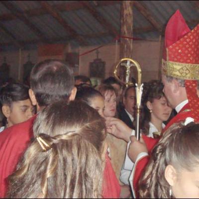 30 august 2008: Administrarea Mirului în filiala Sprânceana a Parohiei Podu Iloaie la 24 de copii