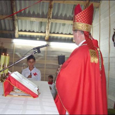 30 august 2008: Administrarea Mirului în filiala Sprânceana a Parohiei Podu Iloaie la 24 de copii