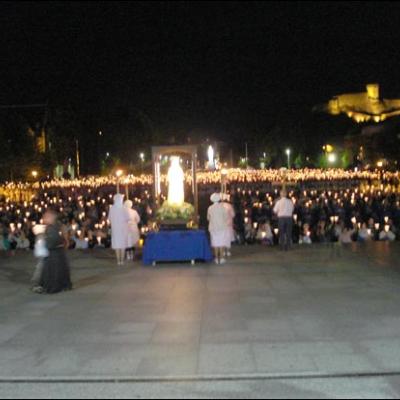 19 august - 4 septembrie 2008: O vizită deosebită la Fecioara Maria de la Lourdes