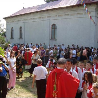 5 septembrie 2008: Administrarea Mirului în Parohia Mogoşeşti Siret