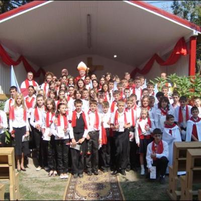 5 septembrie 2008: Administrarea Mirului în Parohia Mogoşeşti Siret