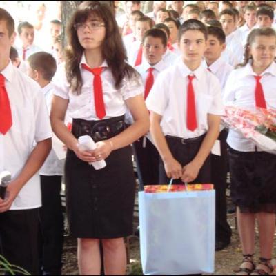 6 septembrie 2008: Administrarea Mirului în Parohia Iugani
