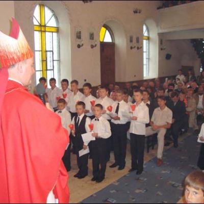 13 septembrie 2008: Administrarea Mirului în Parohia Sascut