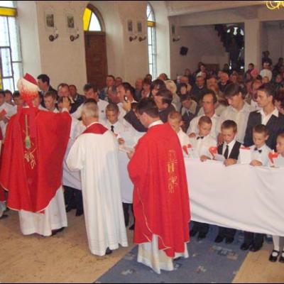 13 septembrie 2008: Administrarea Mirului în Parohia Sascut