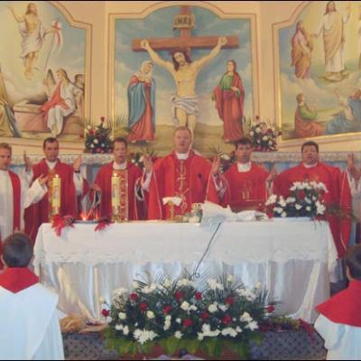 13 septembrie 2008: Administrarea Mirului în Parohia Sascut