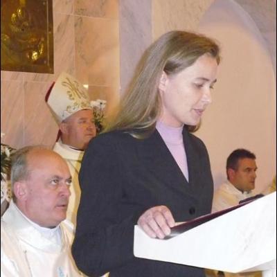 15 septembrie 2008: Iaşi "Sfânta Tereza a Pruncului Isus": Sfinţirea grotei dedicată Fecioarei Maria de la Lourdes şi a statuii papei Ioan Paul al II-lea