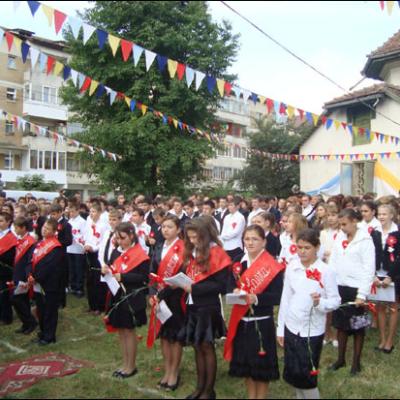 21 septembrie 2008: Administrarea Mirului în Parohia Piatra Neamţ "Sf. Iosif"