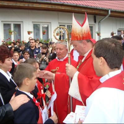 21 septembrie 2008: Administrarea Mirului în Parohia Piatra Neamţ "Sf. Iosif"