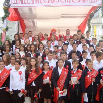 21 septembrie 2008: Administrarea Mirului în Parohia Piatra Neamţ "Sf. Iosif"