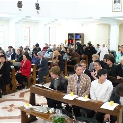 27 septembrie 2008: Iaşi: Întâlnire a terezinelor din România la Casa "Sf. Iosif", cu depunere de voturi