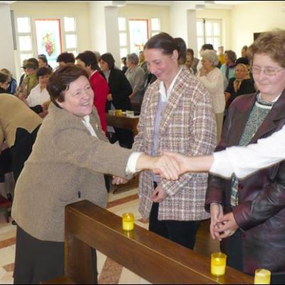 27 septembrie 2008: Iaşi: Întâlnire a terezinelor din România la Casa "Sf. Iosif", cu depunere de voturi