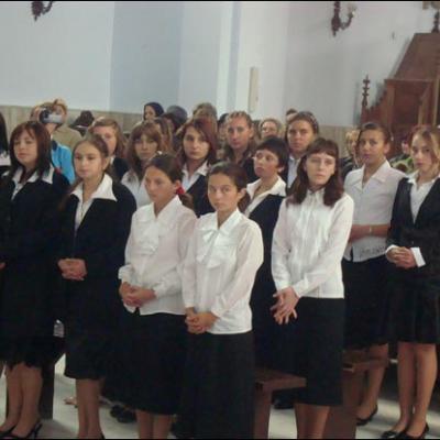 27 septembrie 2008: Administrarea Mirului în Parohia Cacica