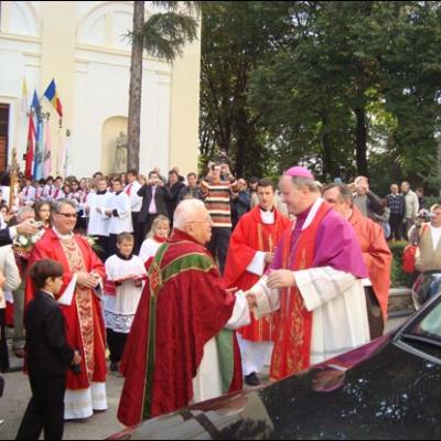 28 septembrie 2008: Administrarea Mirului în Parohia Suceava