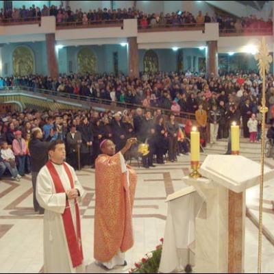 28 octombrie 2008: Bacău: Mandat misionar pentru trei tineri