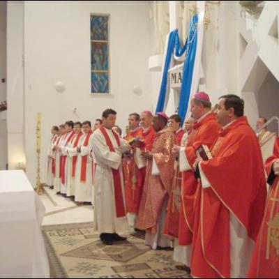 28 octombrie 2008: Bacău: Mandat misionar pentru trei tineri