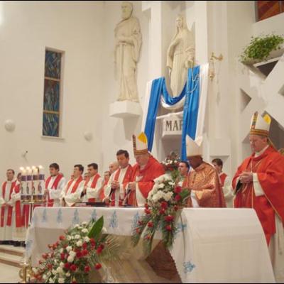 28 octombrie 2008: Bacău: Mandat misionar pentru trei tineri