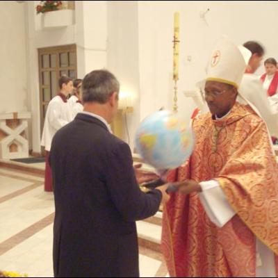 28 octombrie 2008: Bacău: Mandat misionar pentru trei tineri