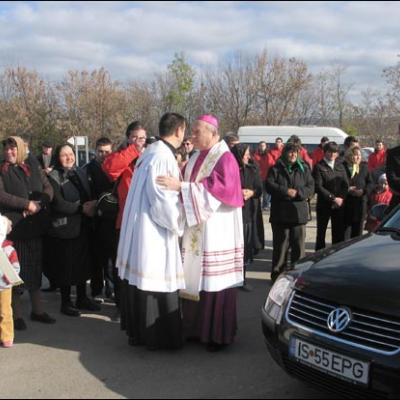 9 noiembrie 2008: Cleja: Sfinţirea unei noi biserici