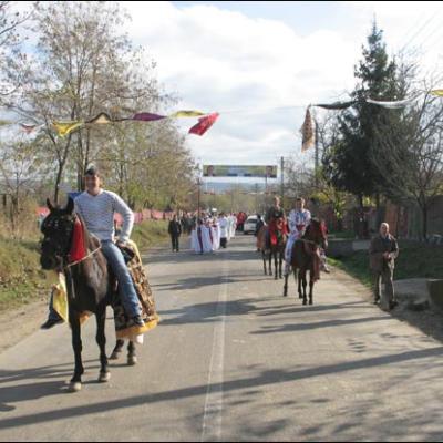 9 noiembrie 2008: Cleja: Sfinţirea unei noi biserici