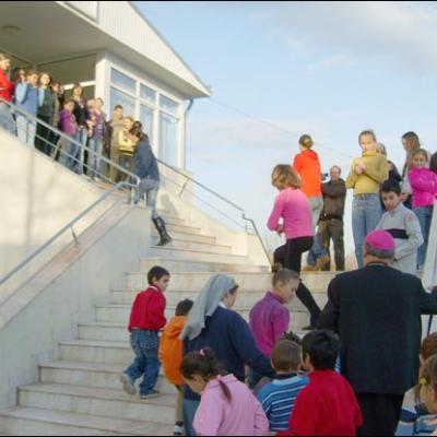 6 decembrie 2008: Baraţi: PS Petru Gherghel la Casa de copii "Sfânta Maria"