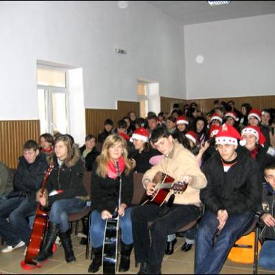 13 decembrie 2008: Săbăoani: Concert de colinde