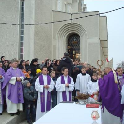 14 decembrie 2008: Butea: Sfinţirea clopotelor noi