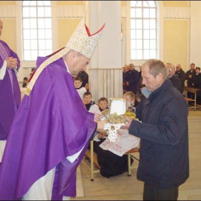14 decembrie 2008: Butea: Sfinţirea clopotelor noi